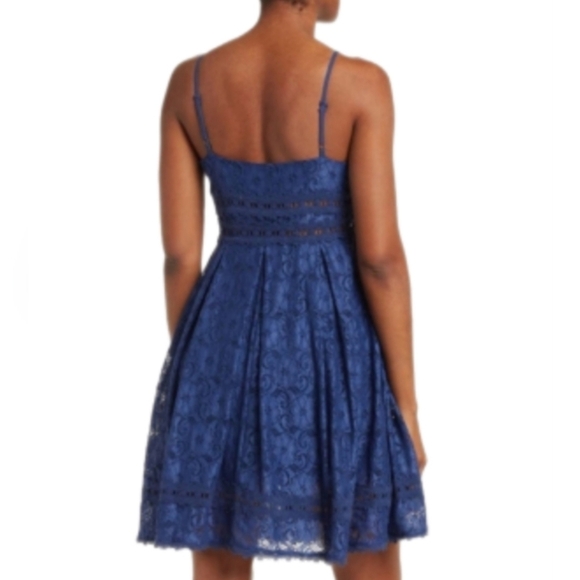 NSR Womens Provance Blue Navy Lace Mini Dress Sz S Adj. Straps Stretch flare - Picture 2 of 13